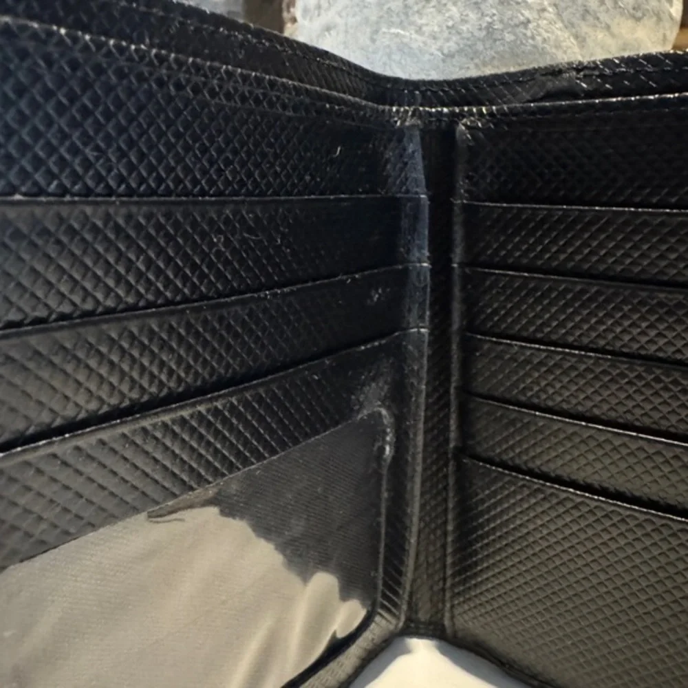 Neiman Marcus Collection‎ Black Textured Wallet